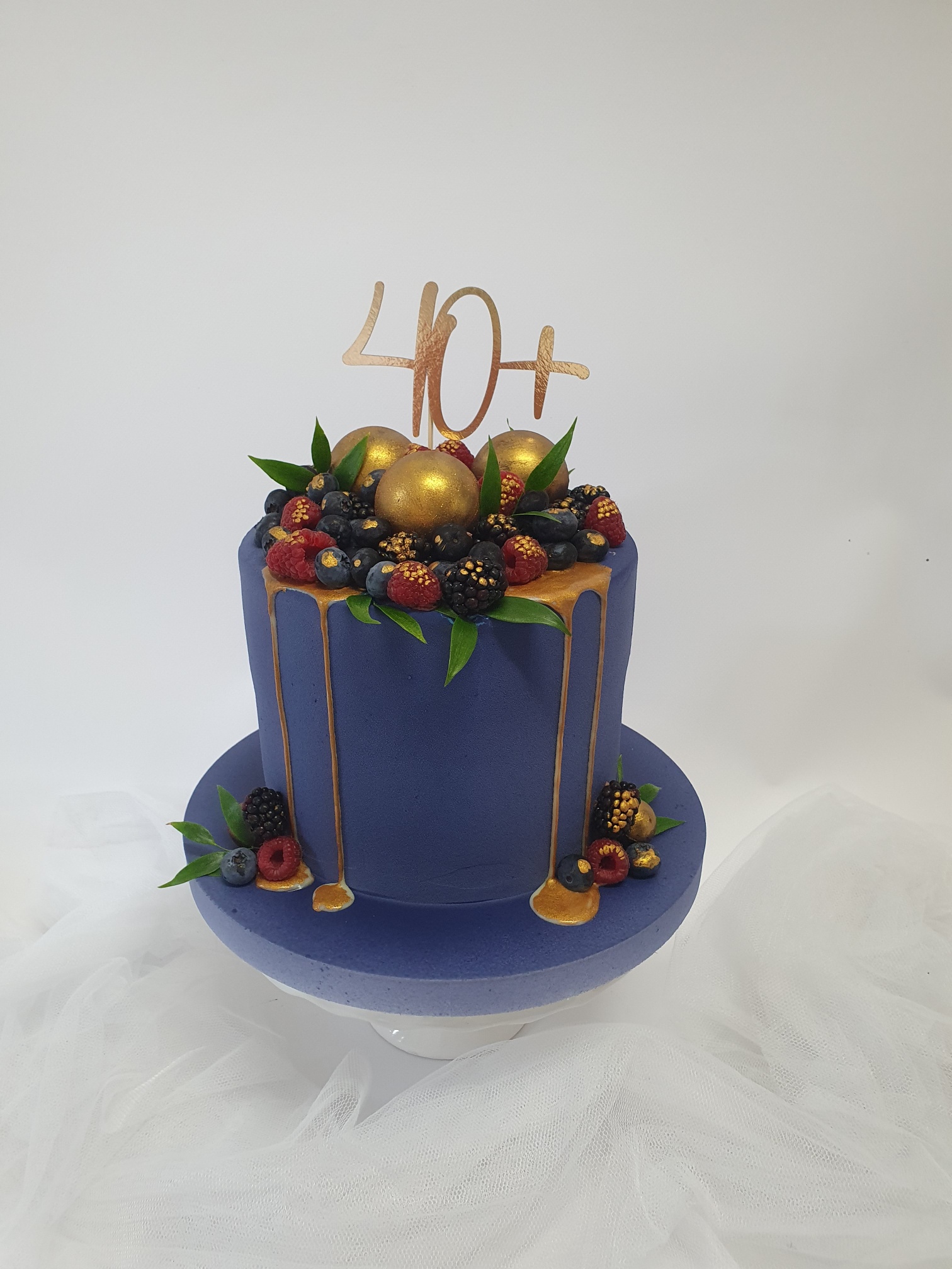 tort granatowy zamszowany