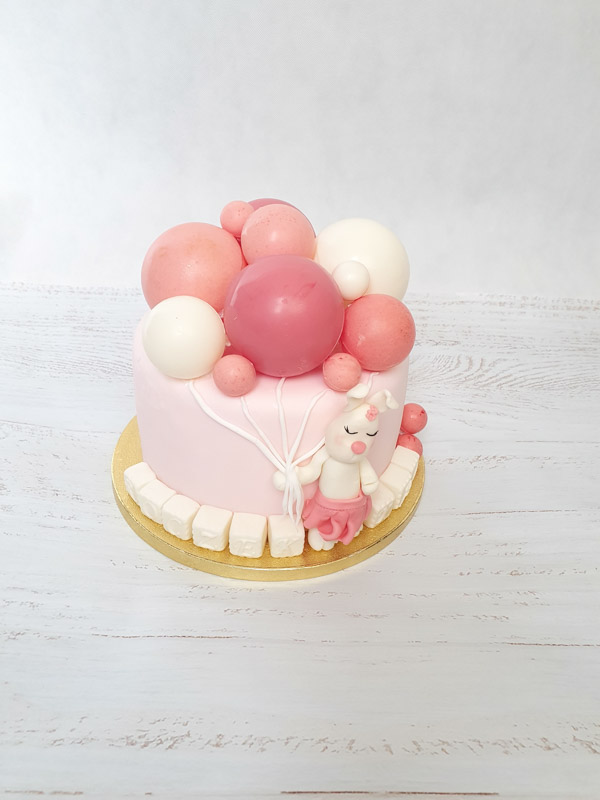 tort różowy urodzinowy dla dzieci dla dzieci cukiernia want
